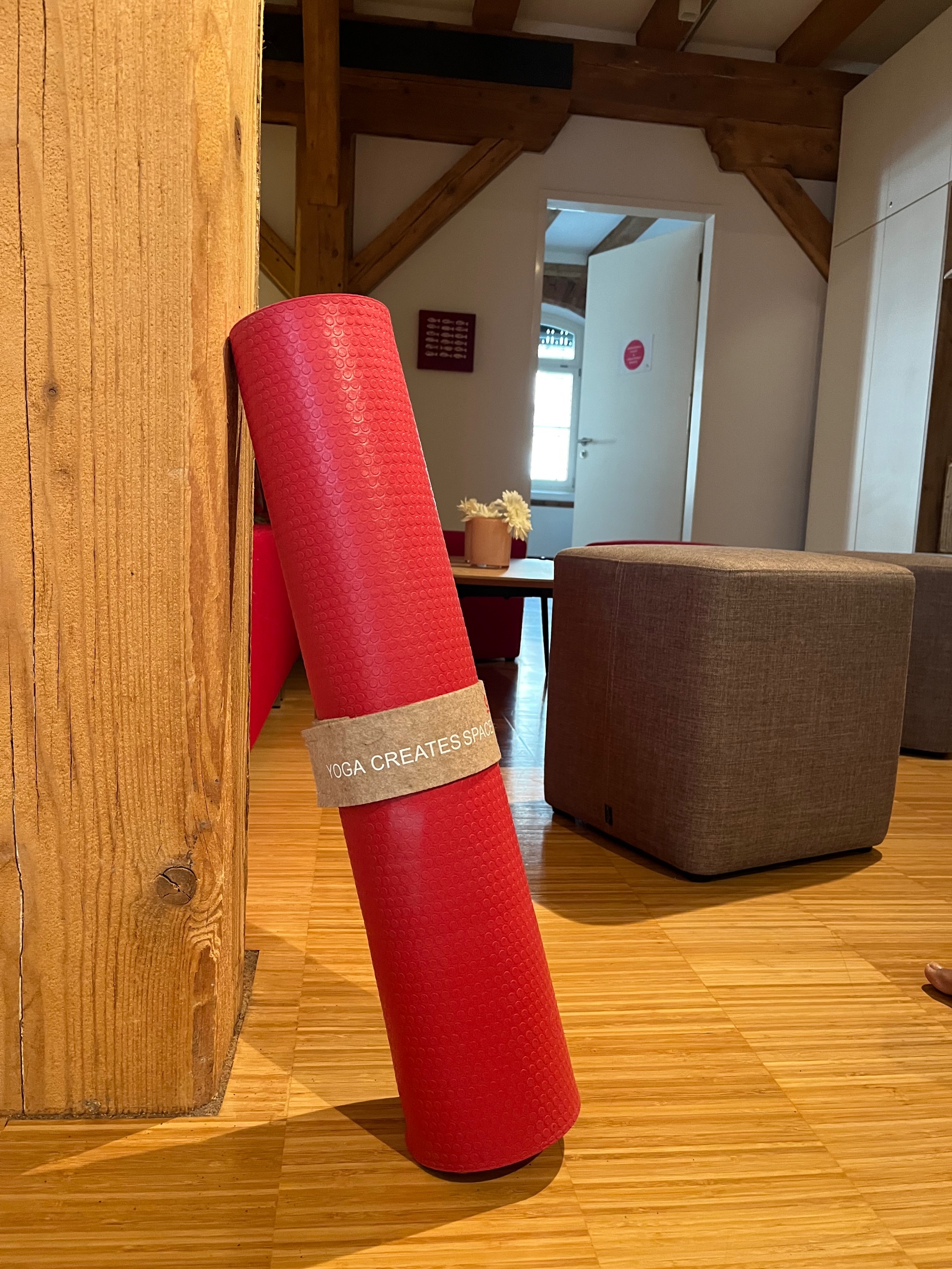 Gutschein Yoga verschenken Matte