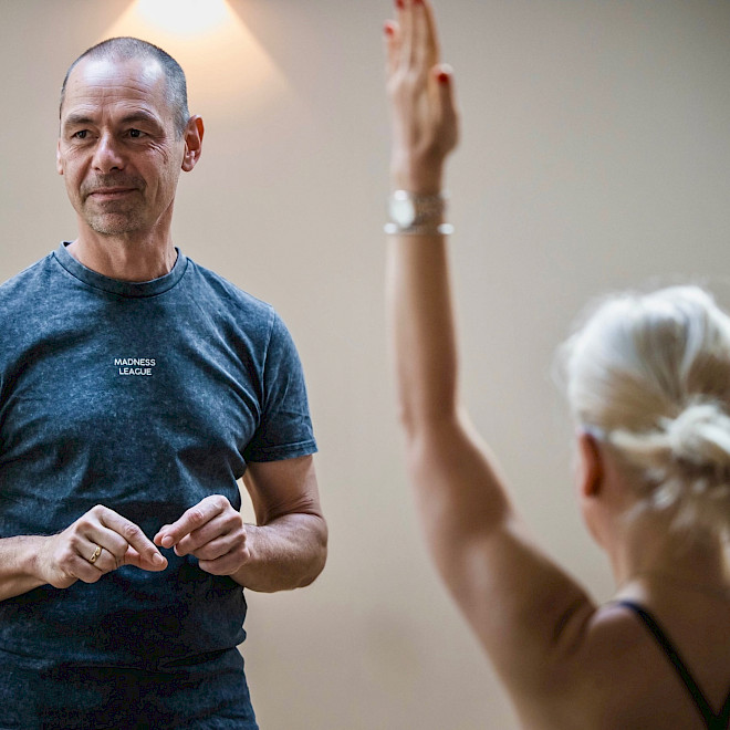 Yoga Meets Osteopathie mit Timo Wahl - Sa, 18. April