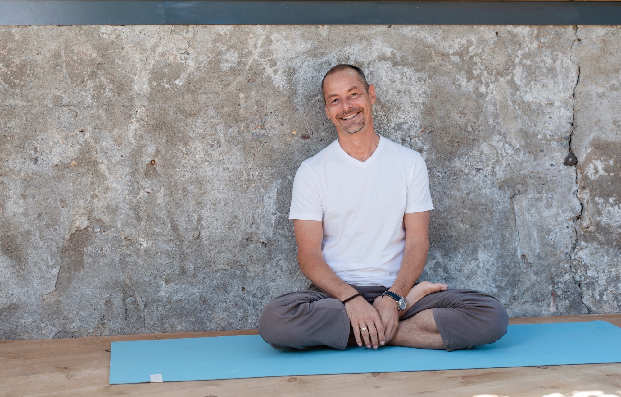 Yoga Meets Osteopathie mit Timo Wahl - Sa, 18. April
